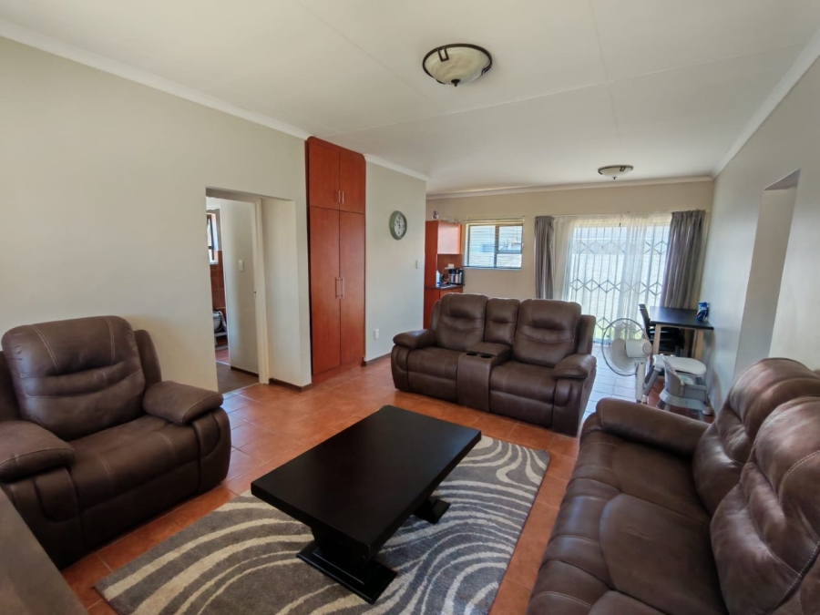 3 Bedroom Property for Sale in Lindene Northern Cape
